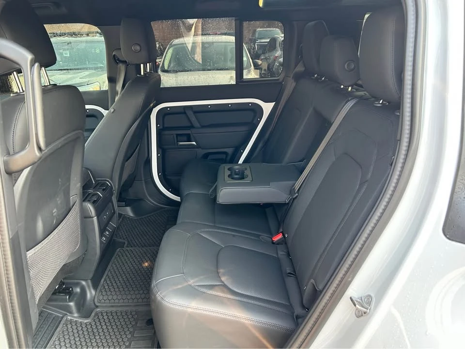 2025 Land Rover Defender L663 - Image 11 of 16
