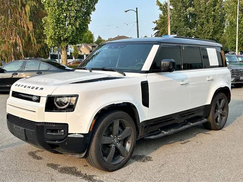 2025 Land Rover Defender 110 X Dynamic SE