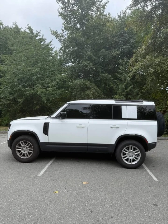 2025 Land Rover Defender L663 - Image 7 of 19