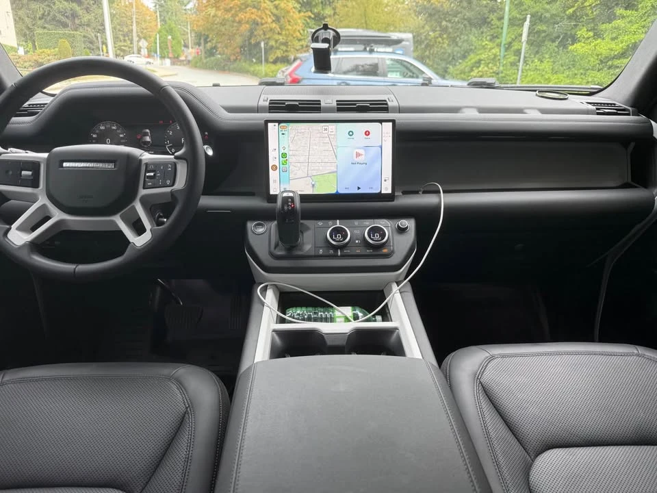 2025 Land Rover Defender L663 - Image 16 of 19