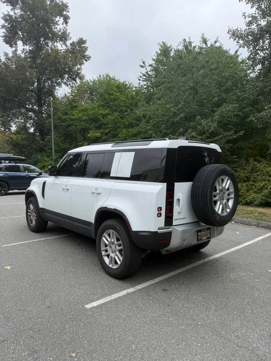 2025 Land Rover Defender L663 - Image 6 of 19