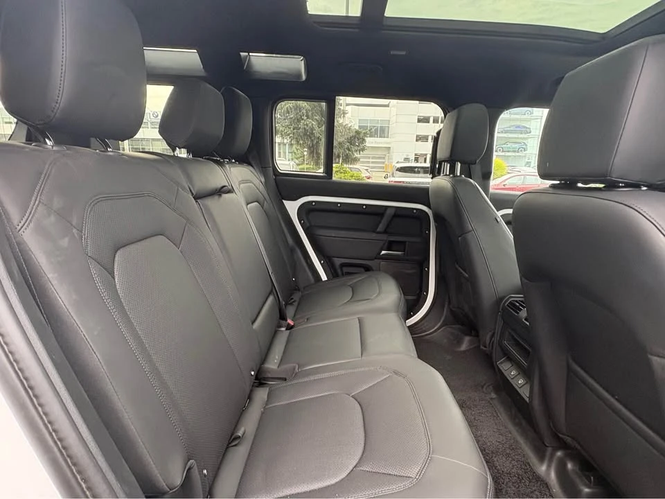 2025 Land Rover Defender L663 - Image 10 of 16