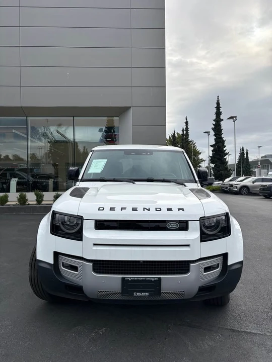2025 Land Rover Defender L663 - Image 2 of 16