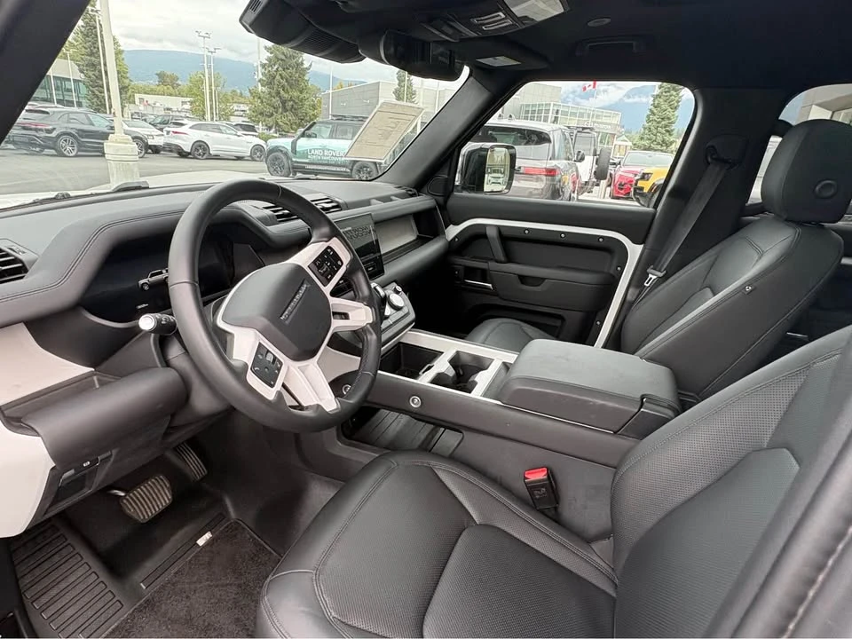 2025 Land Rover Defender L663 - Image 15 of 16