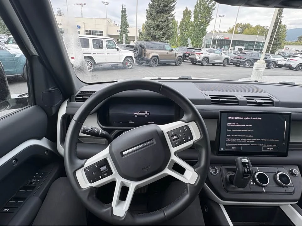 2025 Land Rover Defender L663 - Image 16 of 16