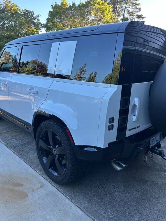2025 Land Rover Defender V8 - Image 2 of 5