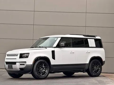 2025 Land Rover Defender 110 P300