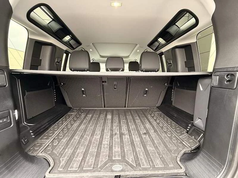 2025 Land Rover Defender L663 - Image 19 of 19