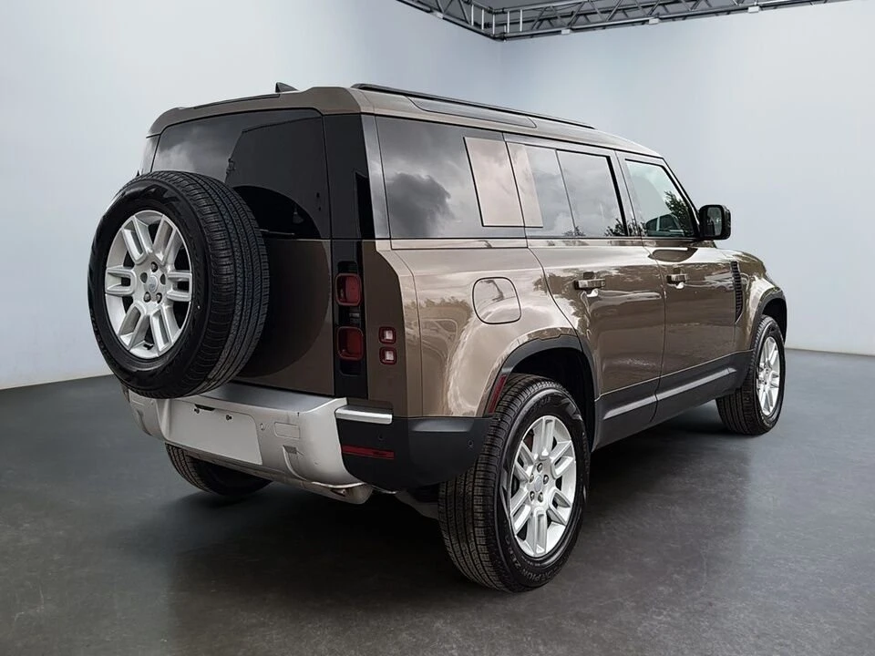 2025 Land Rover Defender L663 - Image 8 of 20