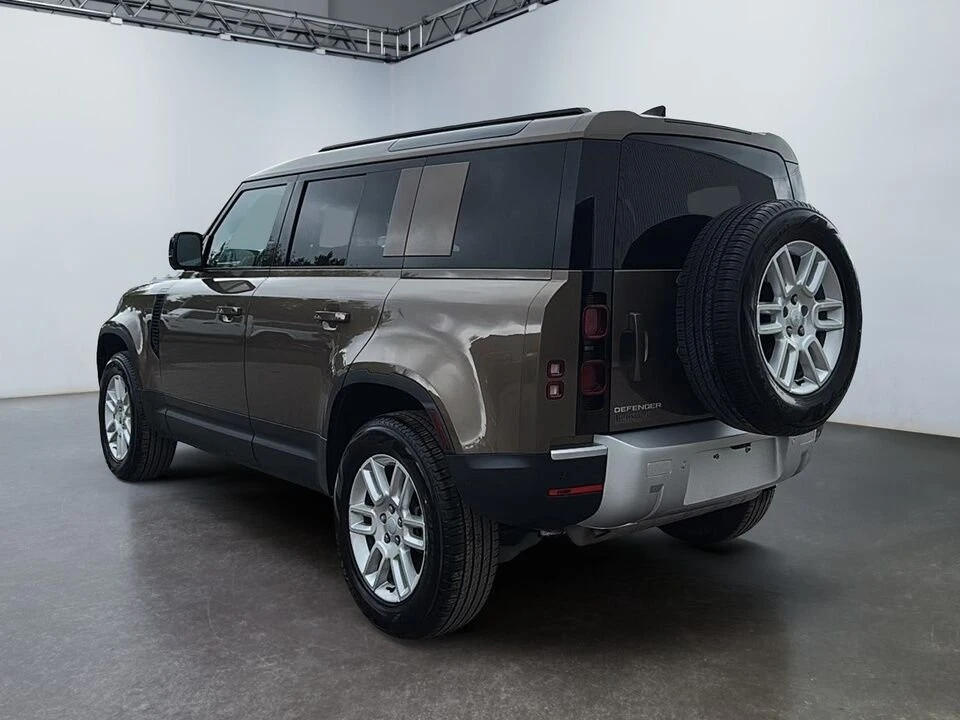 2025 Land Rover Defender L663 - Image 5 of 20