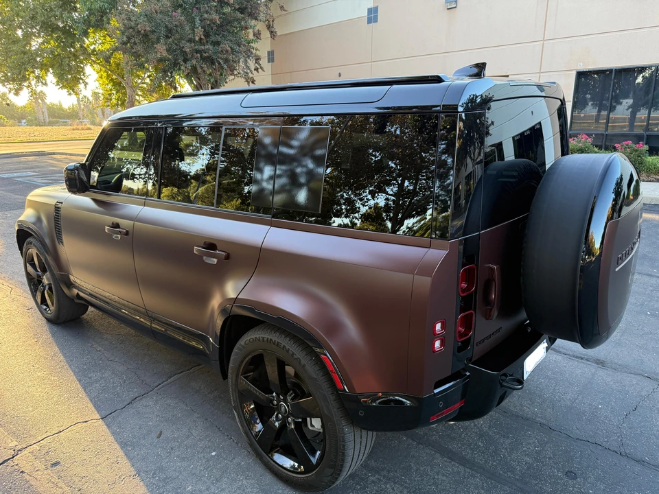2025 Land Rover Defender L663 - Image 10 of 31