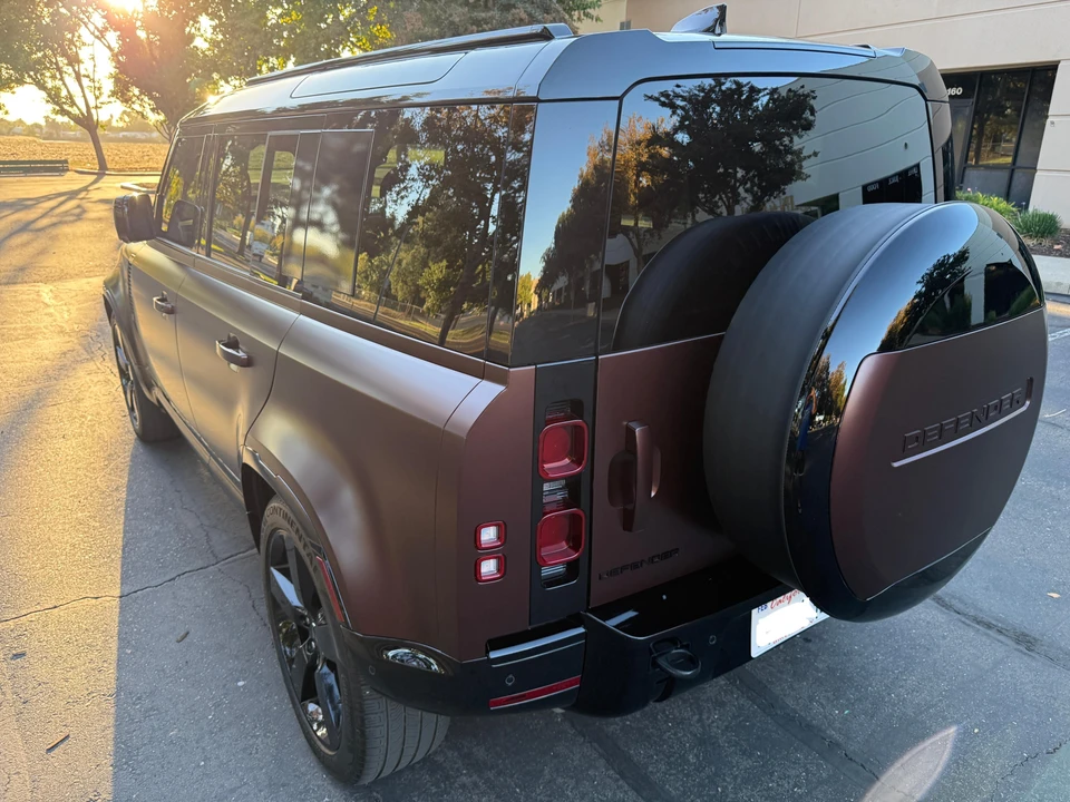 2025 Land Rover Defender L663 - Image 12 of 31