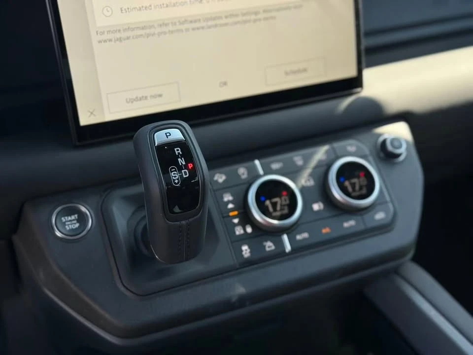 2025 Land Rover Defender L663 - Image 19 of 20