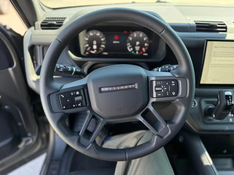 2025 Land Rover Defender L663 - Image 17 of 20