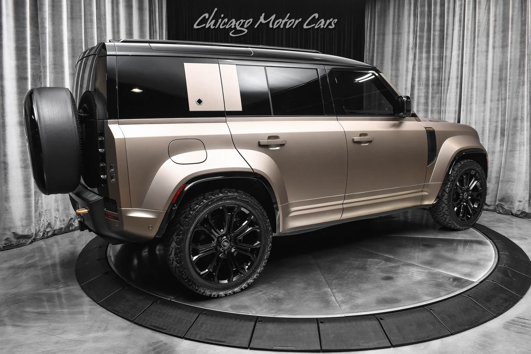 2025 Land Rover Defender L663 - Image 5 of 12
