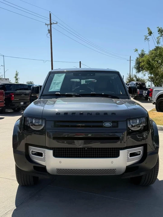 2025 Land Rover Defender L663 - Image 3 of 14