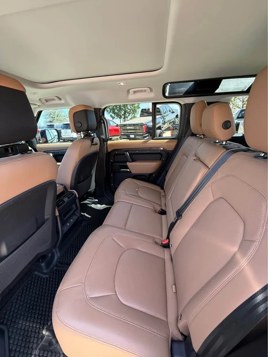 2025 Land Rover Defender L663 - Image 14 of 14