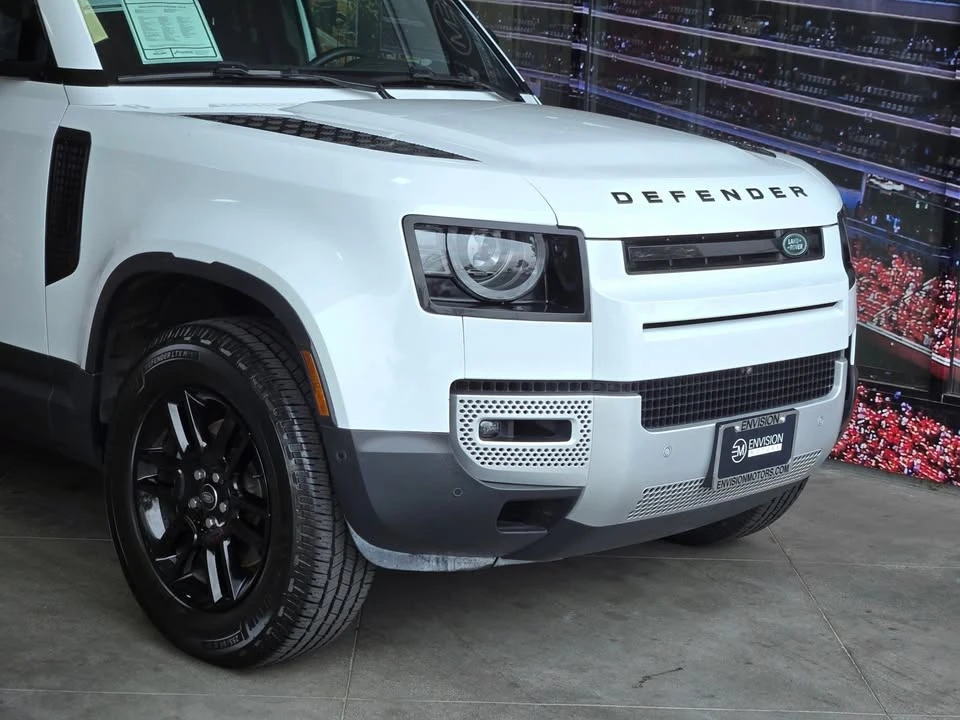 2025 Land Rover Defender L663 - Image 2 of 20