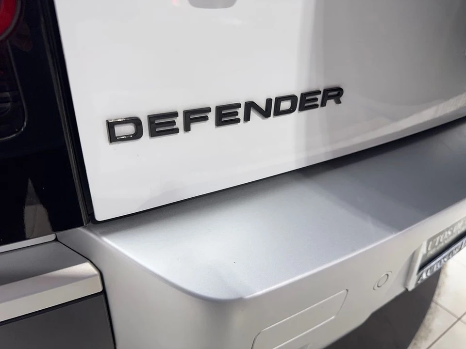 2025 Land Rover Defender L663 - Image 21 of 21