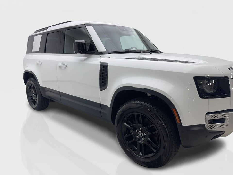 2025 Land Rover Defender L663 - Image 12 of 12
