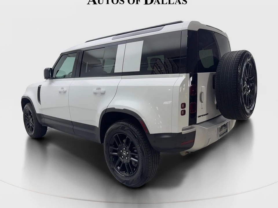 2025 Land Rover Defender L663 - Image 9 of 12