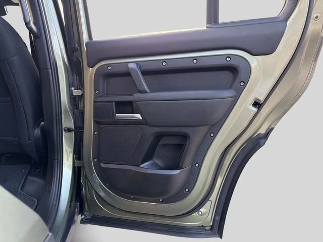 2025 Land Rover Defender L663 - Image 15 of 20