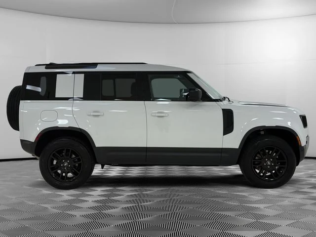 2025 Land Rover Defender L663 - Image 5 of 20