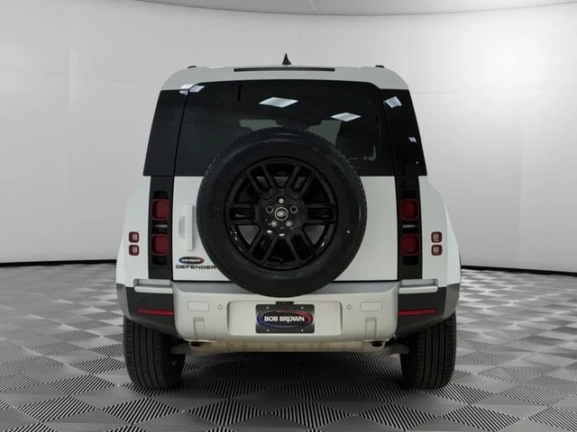 2025 Land Rover Defender L663 - Image 3 of 20