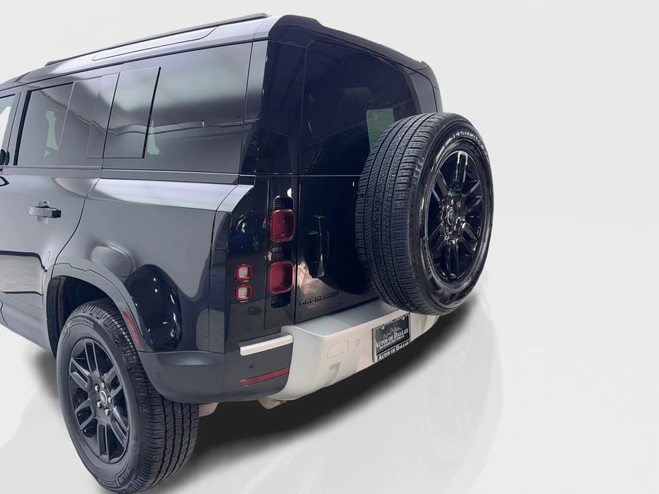 2025 Land Rover Defender L663 - Image 19 of 21