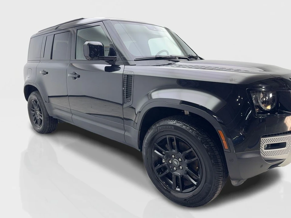 2025 Land Rover Defender L663 - Image 12 of 21