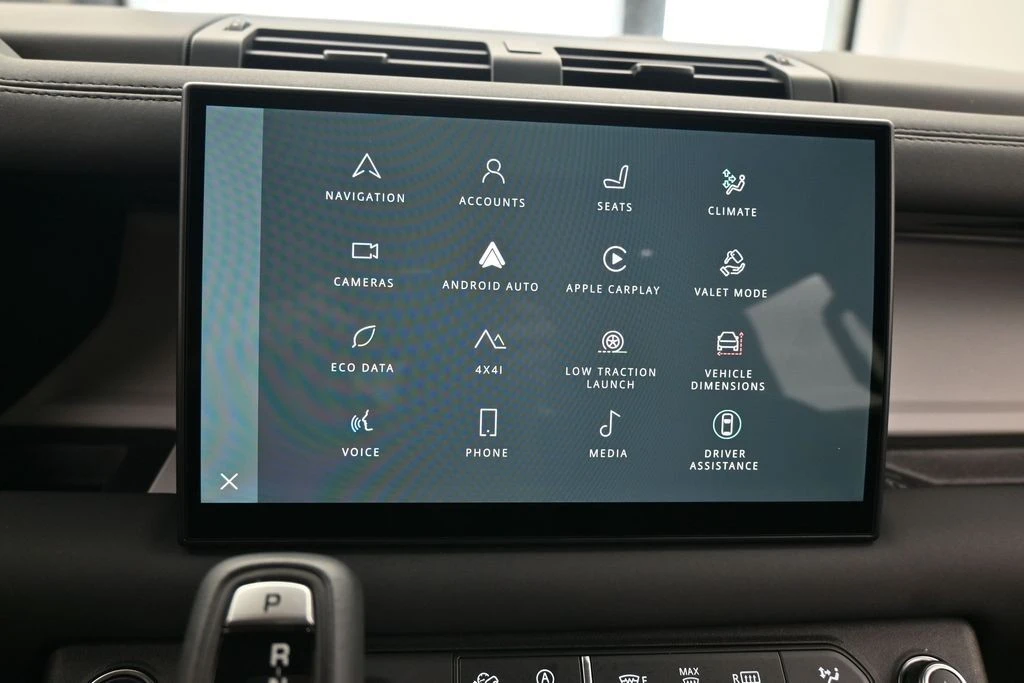 2025 Land Rover Defender L663 - Image 26 of 31