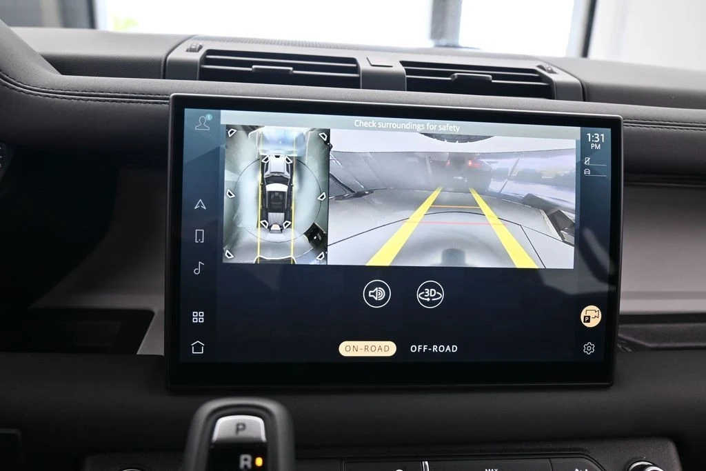 2025 Land Rover Defender L663 - Image 21 of 31