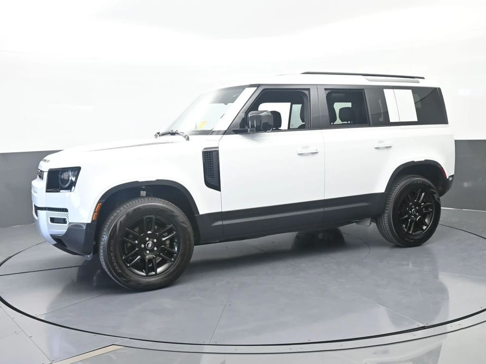 2025 Land Rover Defender L663 - Image 2 of 31
