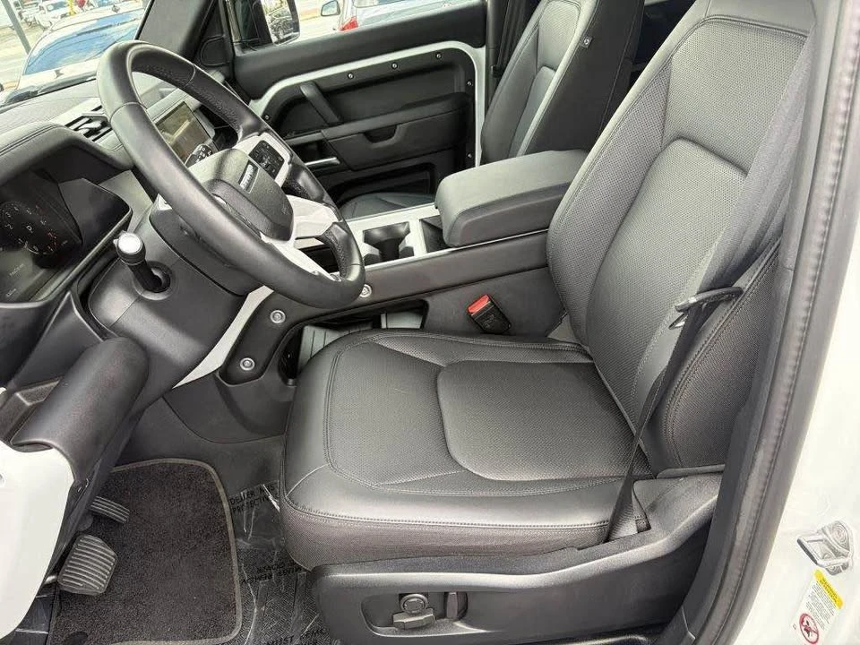 2025 Land Rover Defender L663 - Image 7 of 15