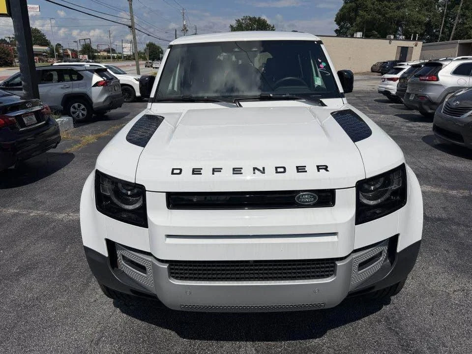 2025 Land Rover Defender L663 - Image 2 of 15