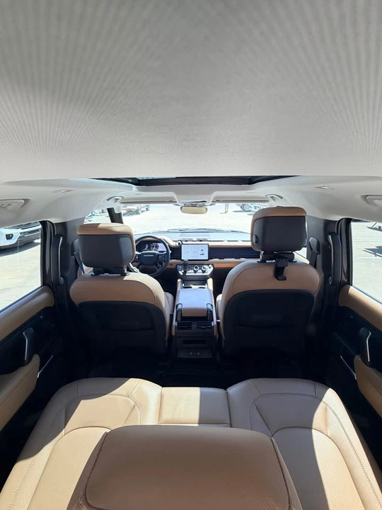 2025 Land Rover Defender L663 - Image 14 of 18