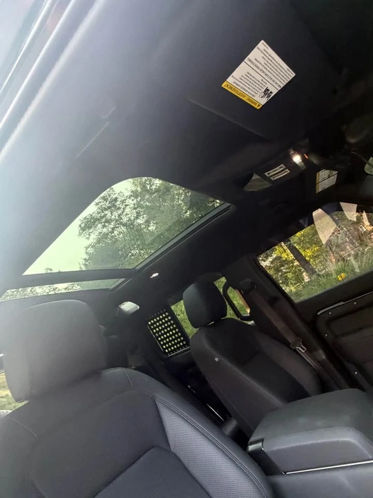 2025 Land Rover Defender L663 - Image 18 of 20