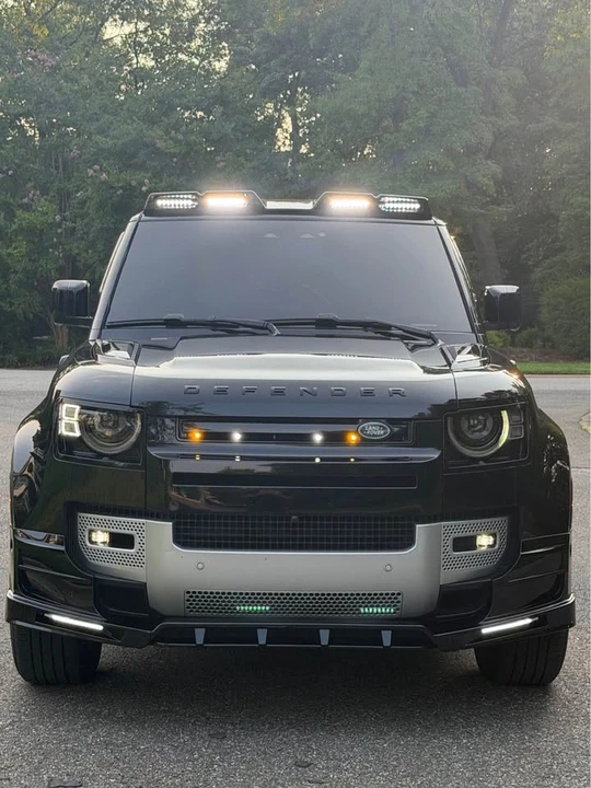2025 Land Rover Defender L663 - Image 2 of 20