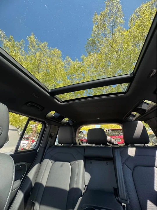 2025 Land Rover Defender L663 - Image 7 of 8