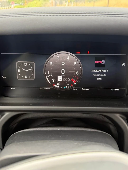 2025 Land Rover Defender L663 - Image 14 of 15