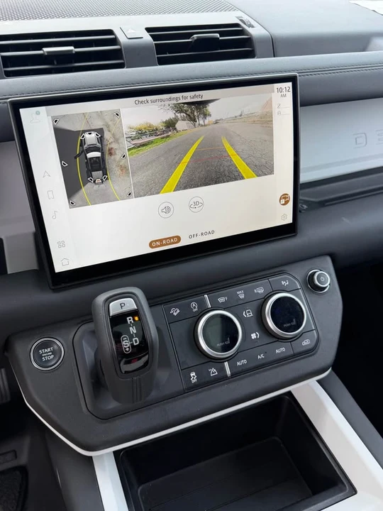 2025 Land Rover Defender L663 - Image 13 of 15