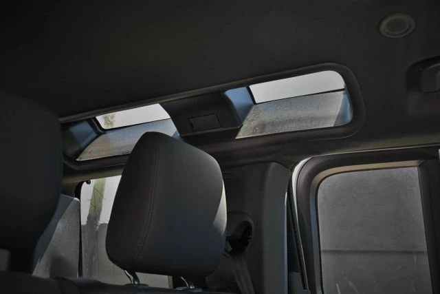2025 Land Rover Defender L663 - Image 17 of 21