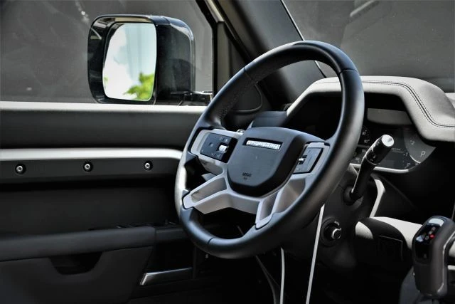 2025 Land Rover Defender L663 - Image 13 of 21
