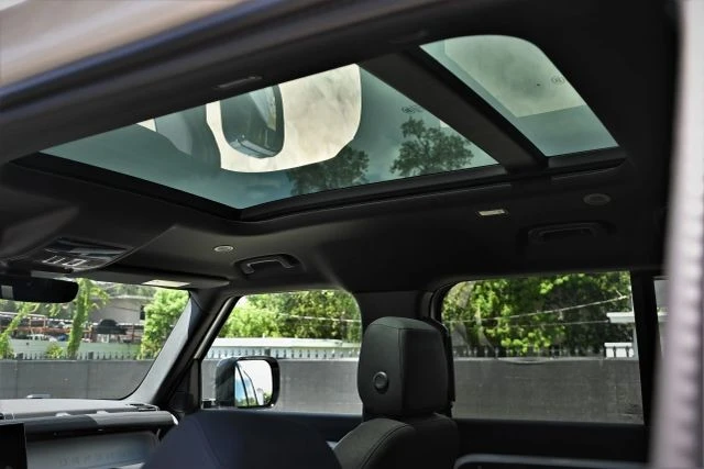 2025 Land Rover Defender L663 - Image 16 of 21