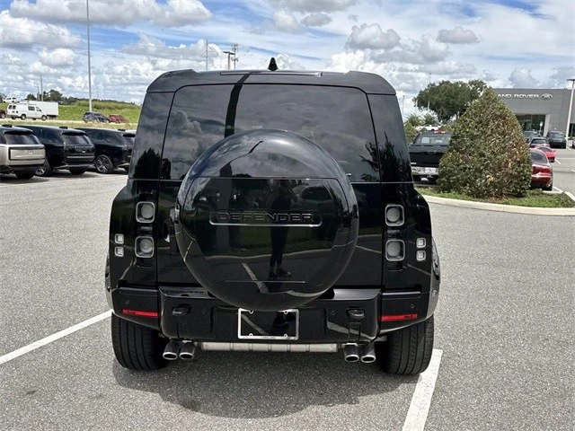 2025 Land Rover Defender L663 - Image 5 of 21