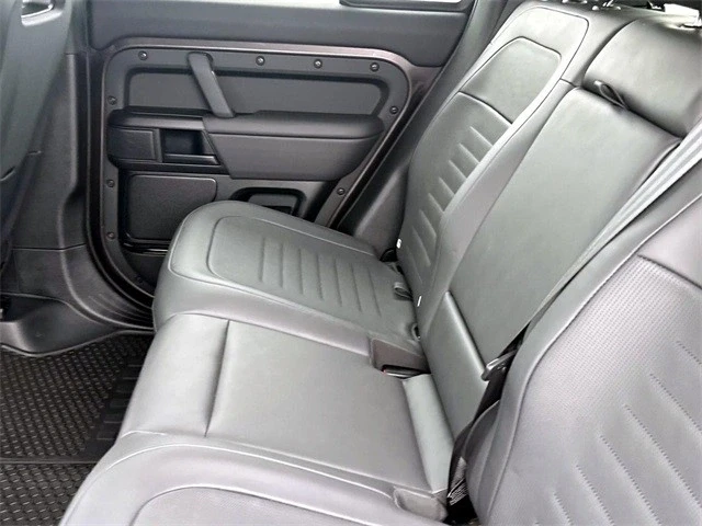 2025 Land Rover Defender L663 - Image 12 of 21