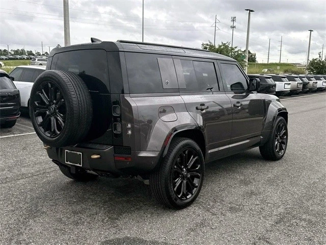 2025 Land Rover Defender L663 - Image 6 of 21