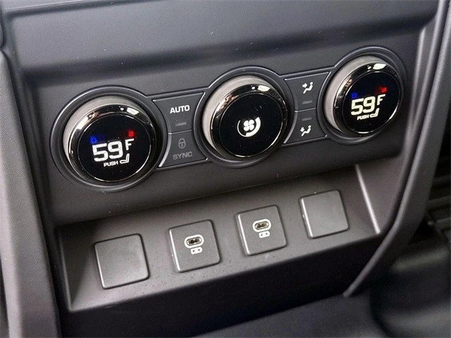 2025 Land Rover Defender L663 - Image 14 of 21