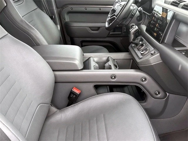 2025 Land Rover Defender L663 - Image 8 of 21