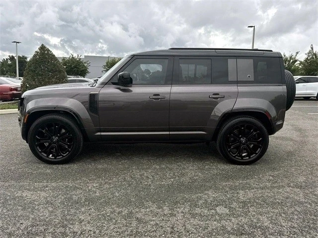 2025 Land Rover Defender L663 - Image 2 of 21